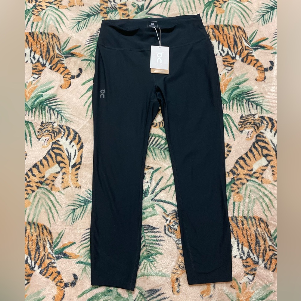 NWT ON women’s active tights